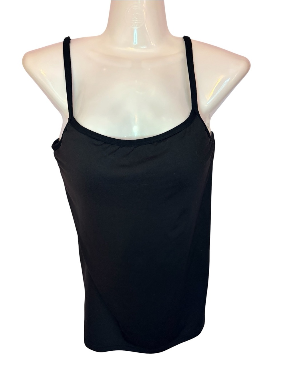 Black Uniqlo Airism Spaghetti Strap Tank Top with built in bra